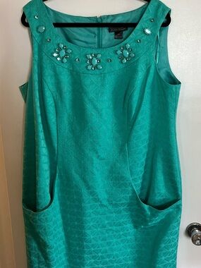 Jessica Howard Turquoise Jeweled Neckline Dress